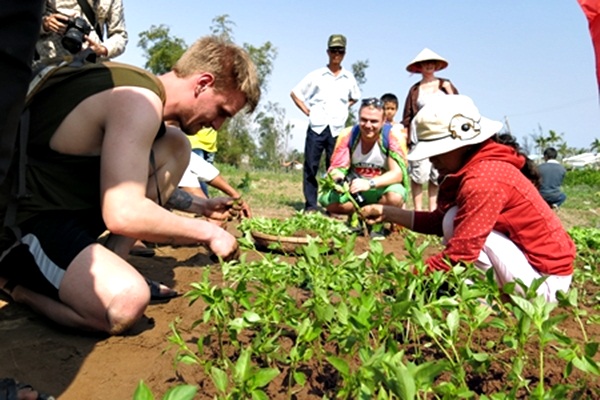 10 điểm hấp dẫn nhất Việt Nam theo b&aacute;o Ph&aacute;p